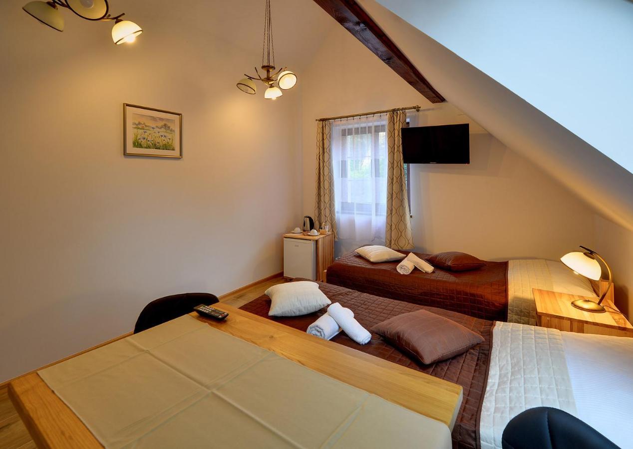 Dom Krawca - Pod Chojnikiem Apartman Jelenia Góra Kültér fotó