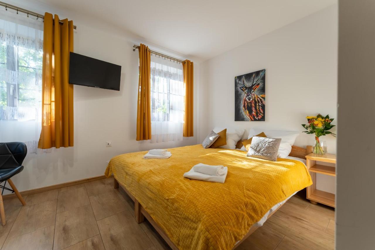 Dom Krawca - Pod Chojnikiem Apartman Jelenia Góra Kültér fotó
