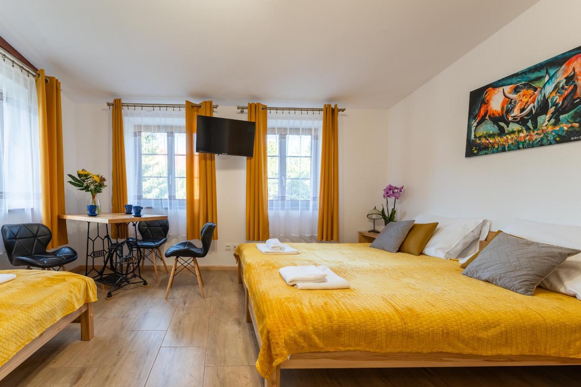 Dom Krawca - Pod Chojnikiem Apartman Jelenia Góra Kültér fotó